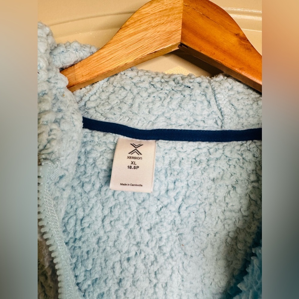 Xersion Kids Teddy Bear Supra Fabric Jacket Blue‎ in Color Size XL 18.5P - Picture 5 of 7